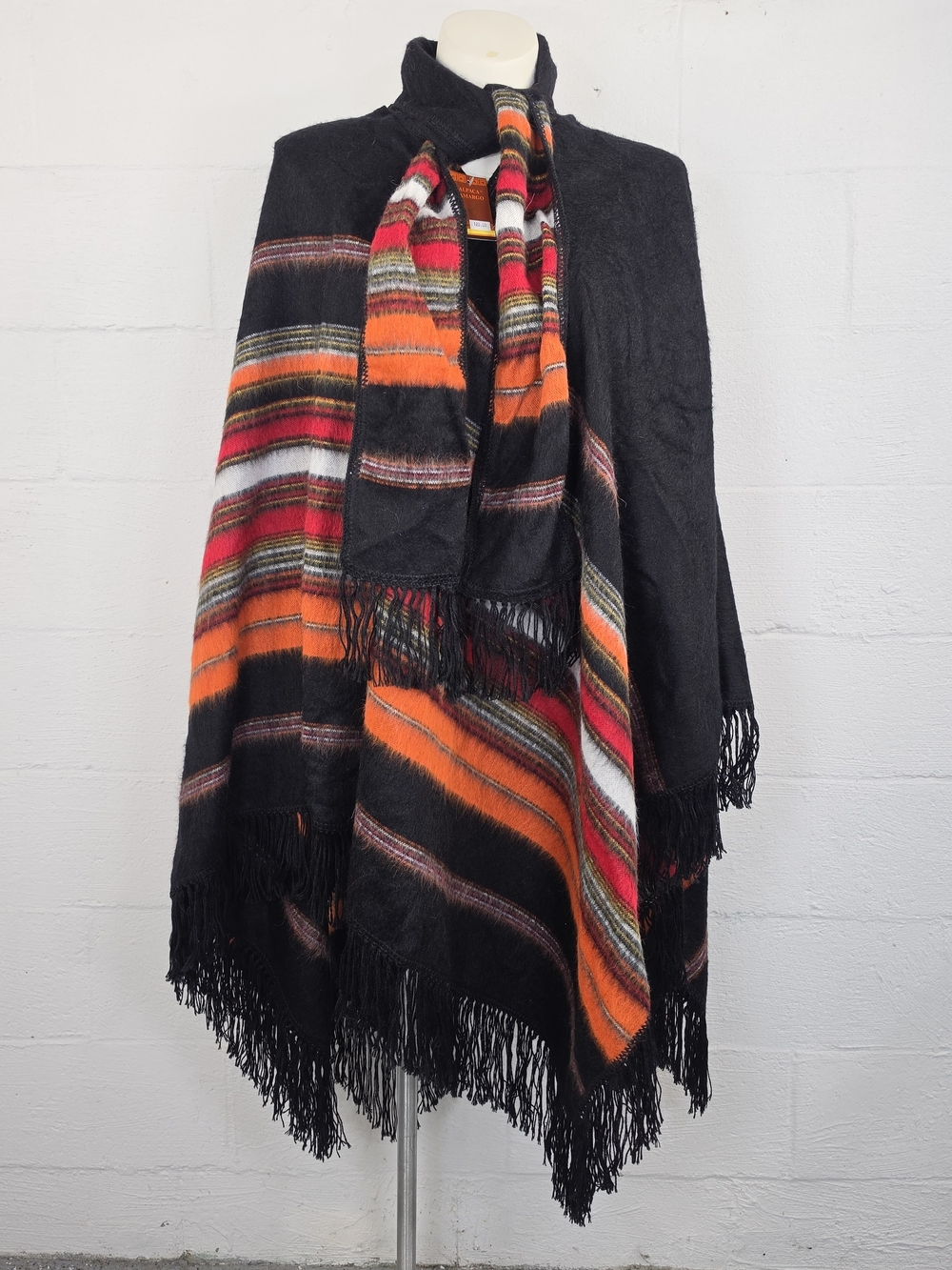 Alpaca Camargo Poncho With Attached Scarf